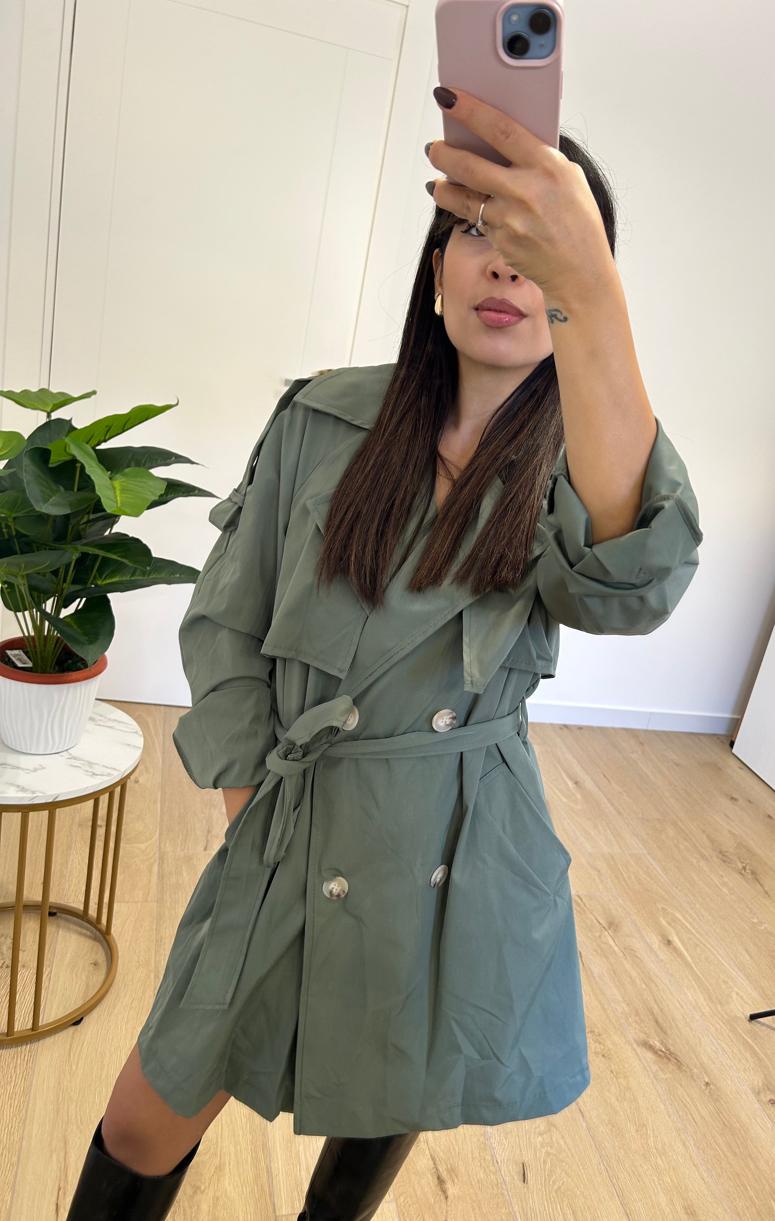 Trench verde militare