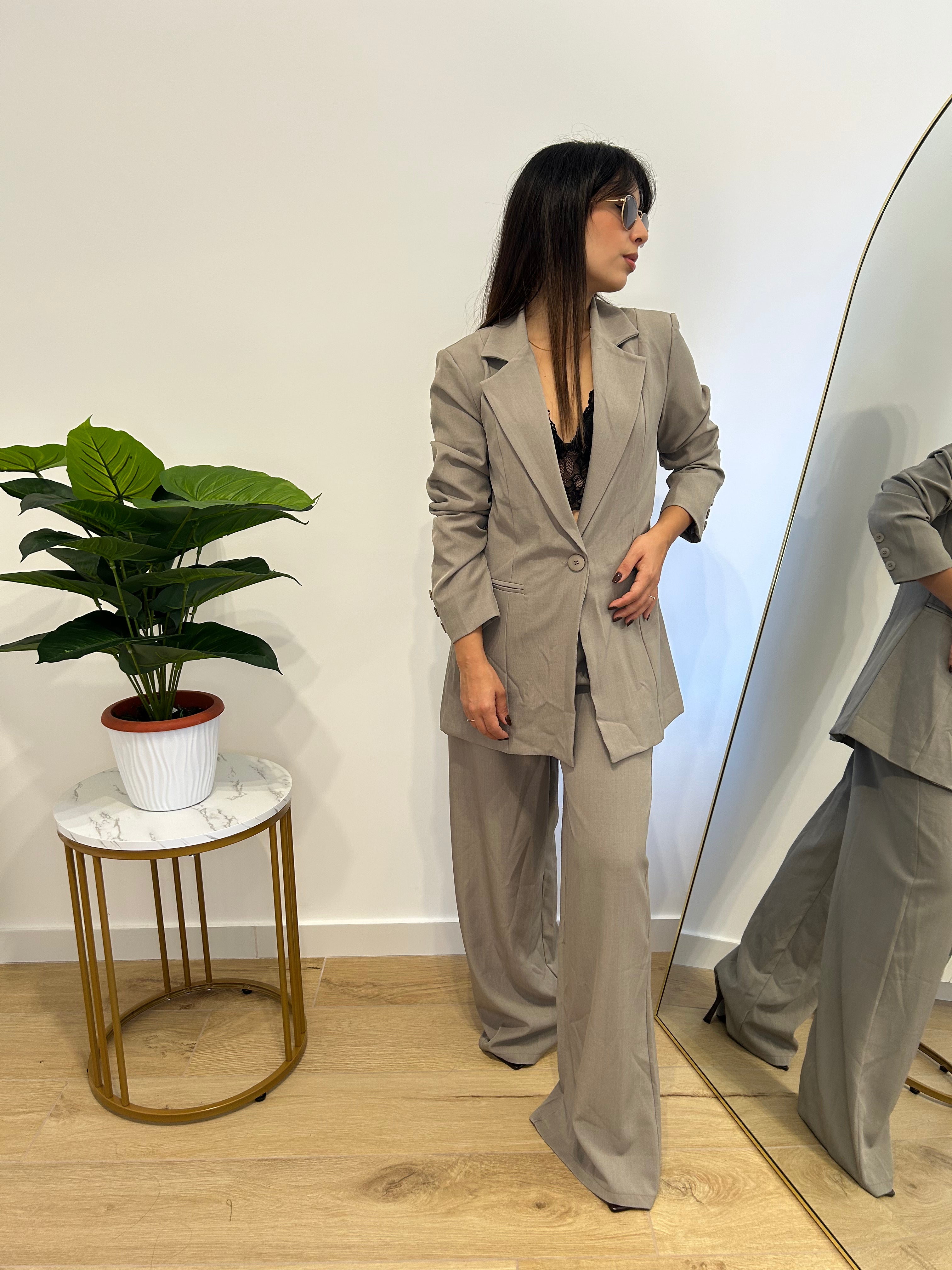 Coordinato classico grigio