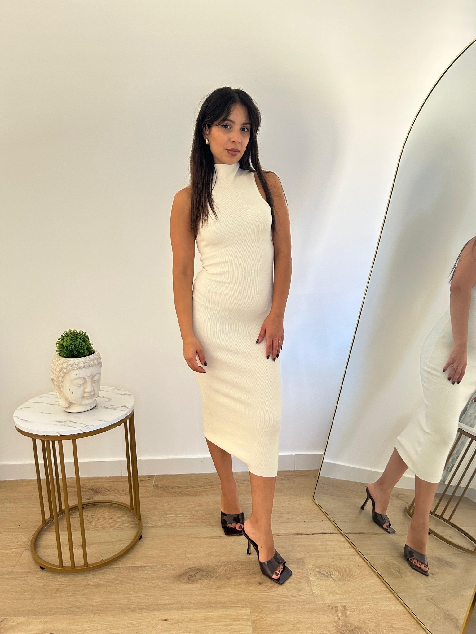 Abito in maglia smanicato bianco - AriGlamour